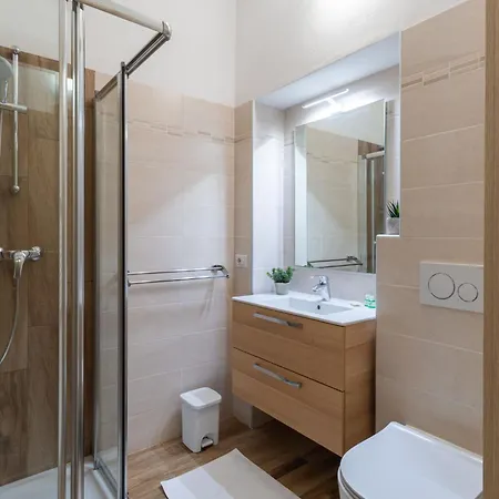 Vista Brentano Paradiso-1 By Interhome *